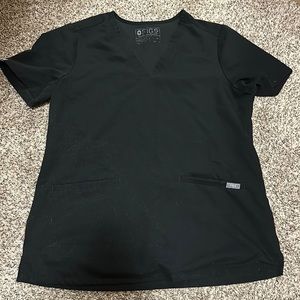 Figs three pocket scrub top